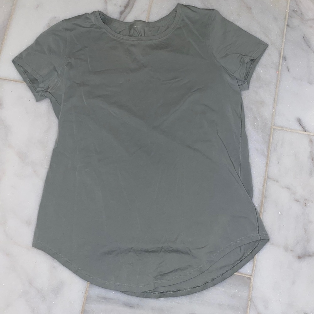 Lulu Lemon Short sleeve